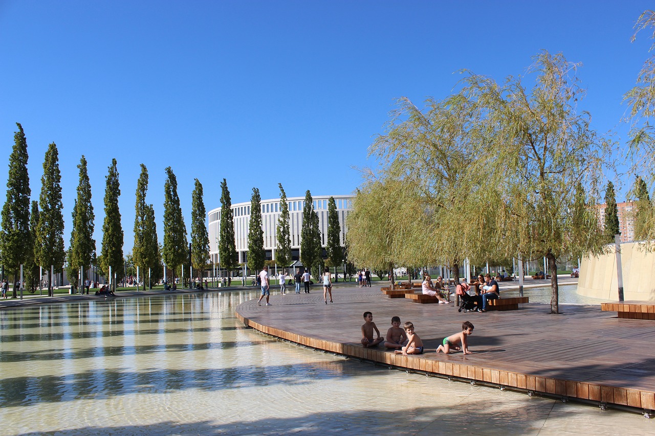 更在于其背 更在于其背